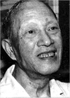 包蕾 