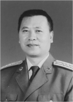 張教立 