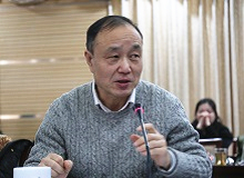 陳歆耕：如何面對(duì)三只不同的蘋果這套叢書的推出是強(qiáng)化“銳批評(píng)”的起點(diǎn)，相對(duì)于偌大的中國(guó)文壇，還是勢(shì)單力薄。[詳細(xì)]