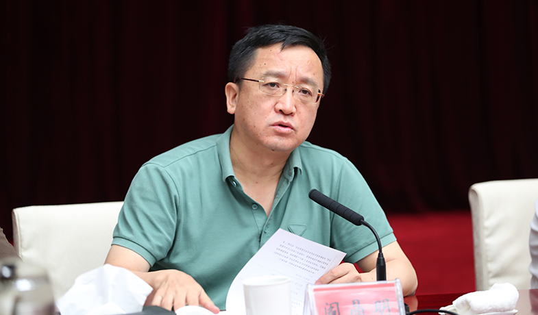 8月12日，評(píng)委會(huì)副主任閻晶明主持第六次全體會(huì)上作投票說(shuō)明、宣布第五輪計(jì)票結(jié)果，公布10部提名作品