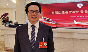 全國政協(xié)委員，中國作協(xié)黨組成員、副主席、書記處書記陳彥