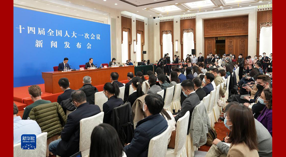 3月4日，十四屆全國人大一次會議在北京人民大會堂舉行新聞發(fā)布會。