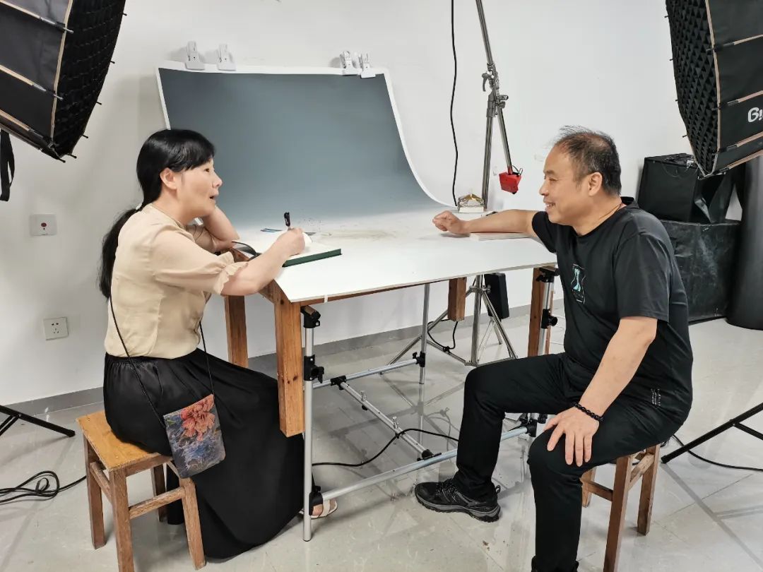 6月26日，江西省文物考古研究院研究員楊軍接受作家采訪