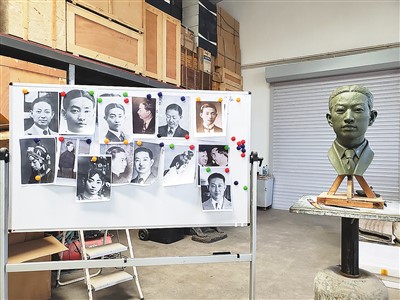 “梅蘭芳孿生數(shù)字人”建模用到的梅蘭芳照片與雕塑；