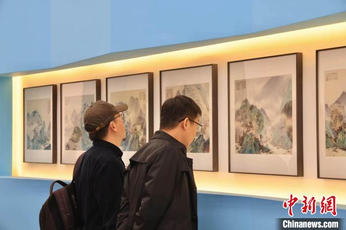 “景·色”——2023當代青綠山水畫學術(shù)邀請展現(xiàn)場。 主辦方供圖