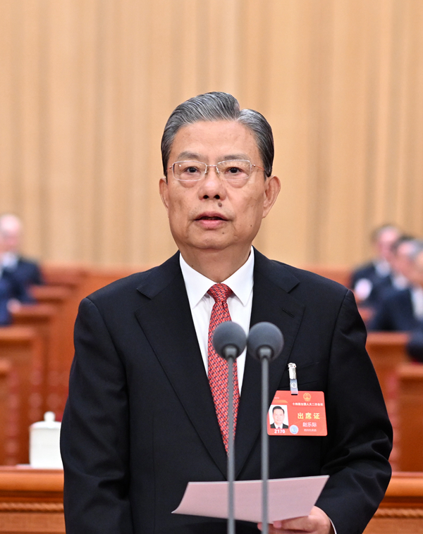 人大開(kāi)幕會(huì)12-3月5日，第十四屆全國(guó)人民代表大會(huì)第二次會(huì)議在北京人民大會(huì)堂開(kāi)幕。趙樂(lè)際主持開(kāi)幕會(huì)。新華社記者 謝環(huán)馳 攝