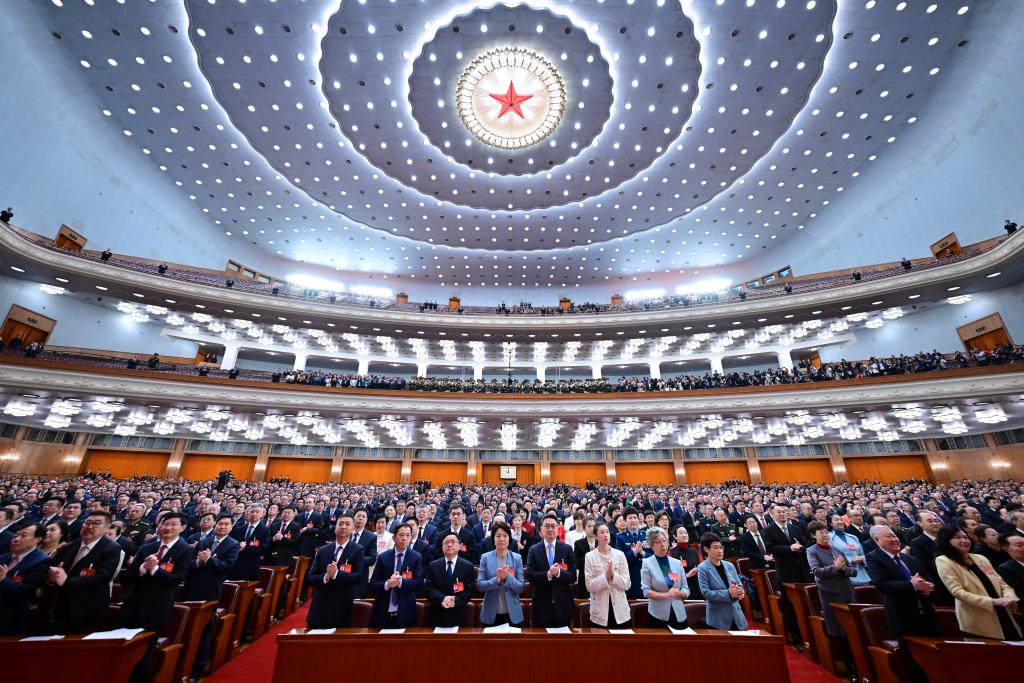 3月10日，中國人民政治協(xié)商會(huì)議第十四屆全國委員會(huì)第二次會(huì)議在北京人民大會(huì)堂舉行閉幕會(huì)。新華社記者 翟健嵐 攝
