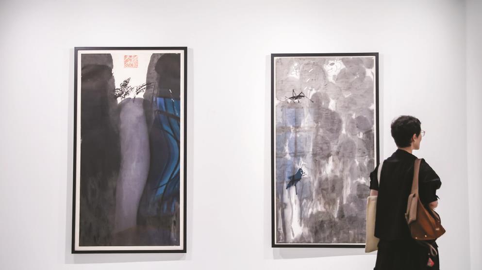 昨天，“行云流墨——巴黎賽努奇博物館藏現(xiàn)當(dāng)代中國繪畫展”在上海東一美術(shù)館揭幕。（館方供圖）