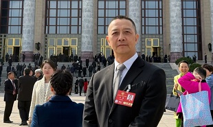 全國政協(xié)委員、中國東方演藝集團(tuán)藝術(shù)總監(jiān)、北京舞協(xié)副主席沈晨