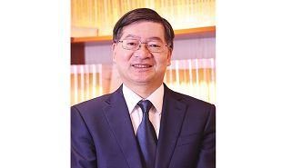 全國政協(xié)委員，中國社會科學(xué)出版社黨委書記、社長趙劍英