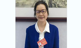 全國人大代表、重慶市作協(xié)原主席冉冉
