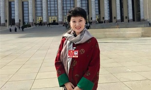 全國政協(xié)委員、浙江省舞協(xié)主席、杭州歌劇舞劇院院長崔巍